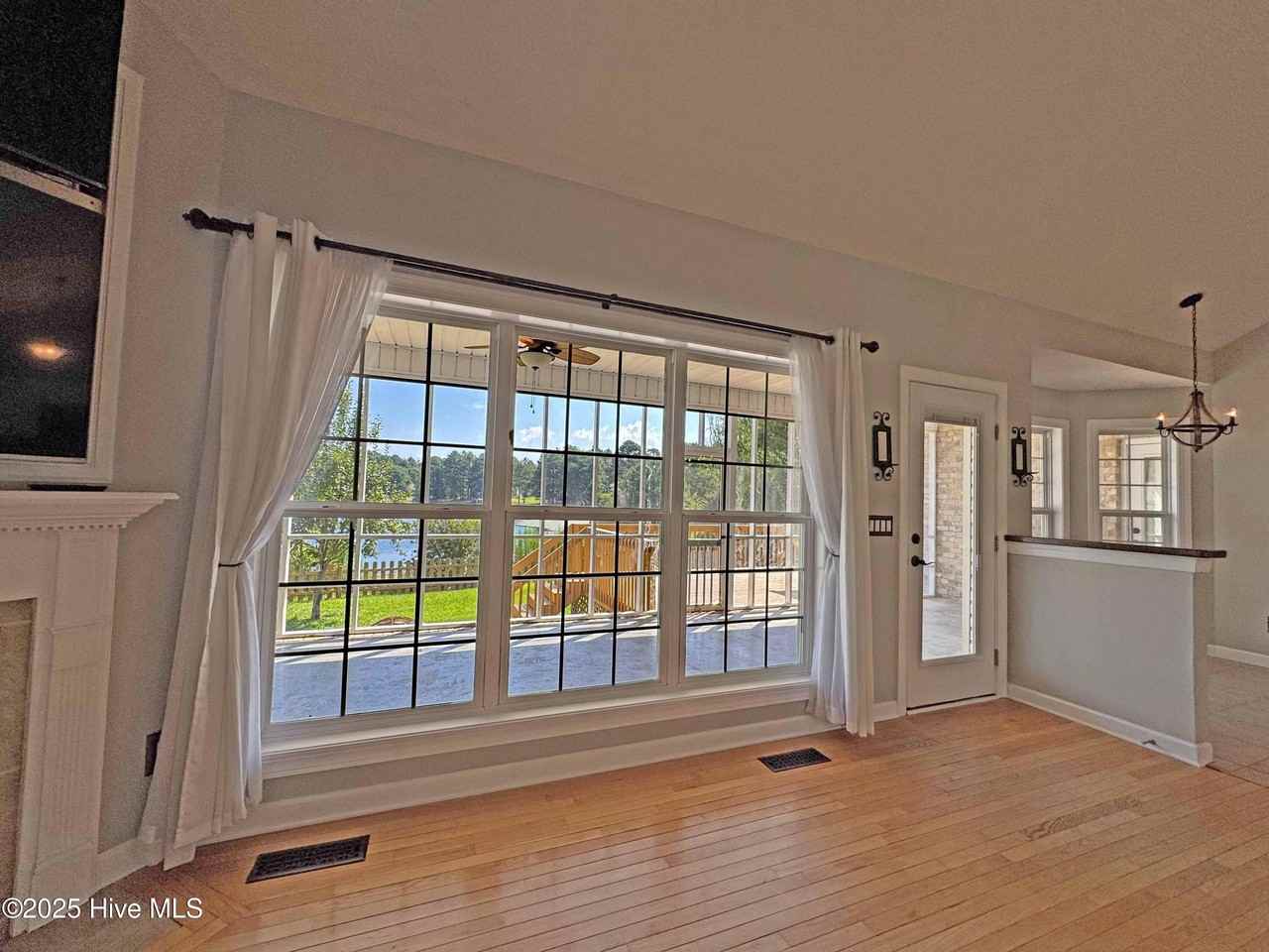 130 Presnell Ct - Photo 6 of 29