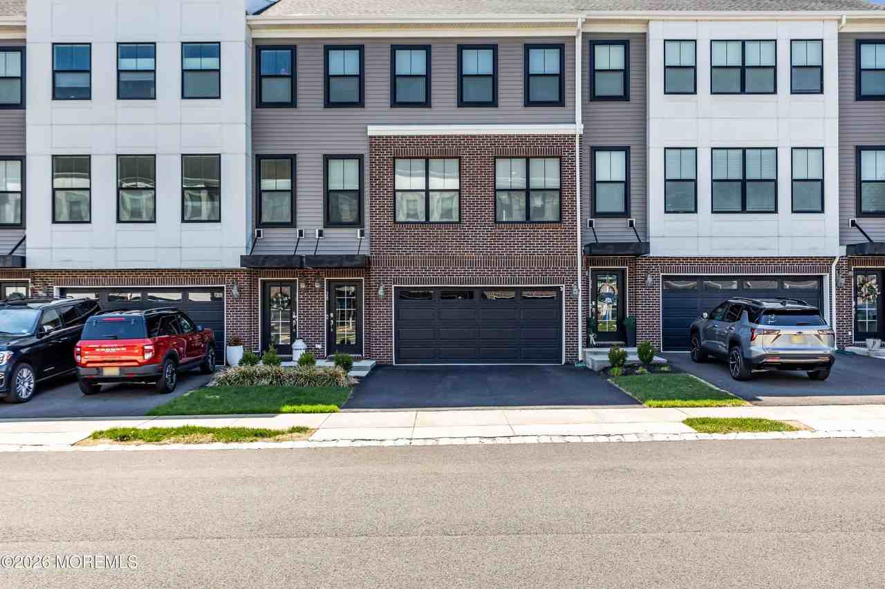 28 Kelly Way - Photo 3 of 39