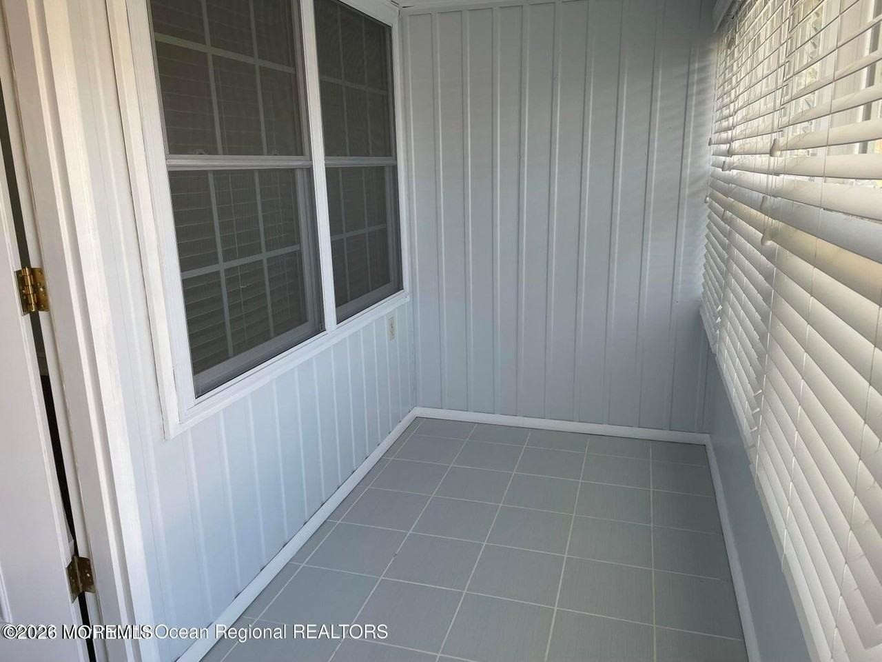 393 Chesterfield Ct #A - Photo 2 of 13
