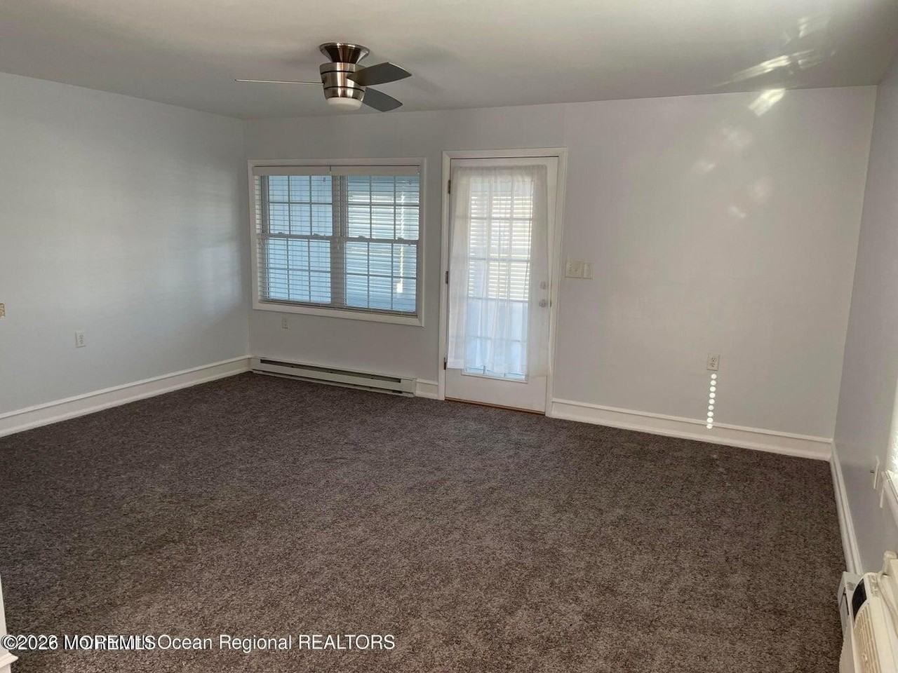 393 Chesterfield Ct #A - Photo 4 of 13