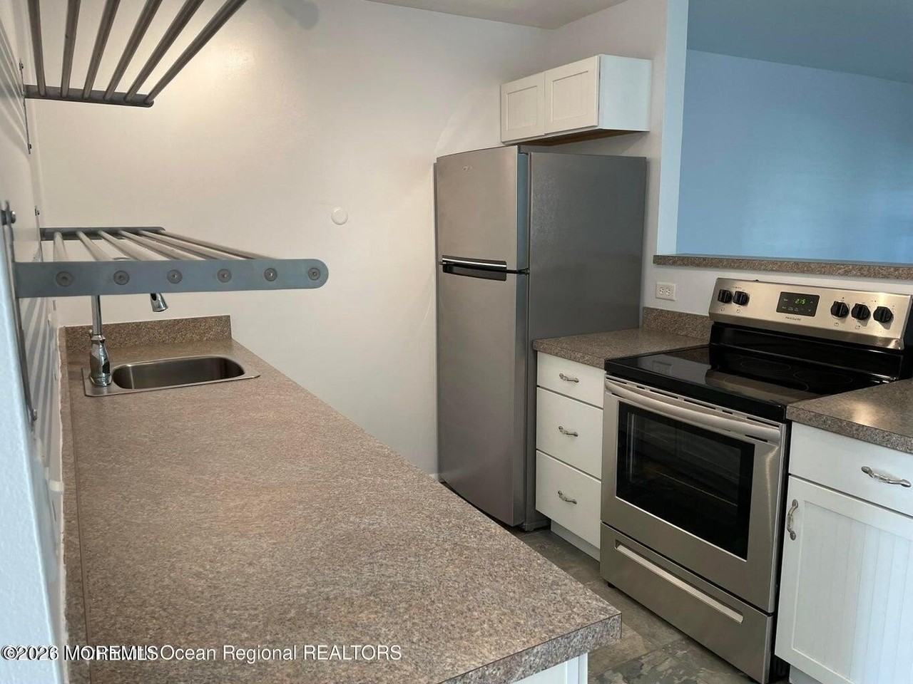 393 Chesterfield Ct #A - Photo 6 of 13