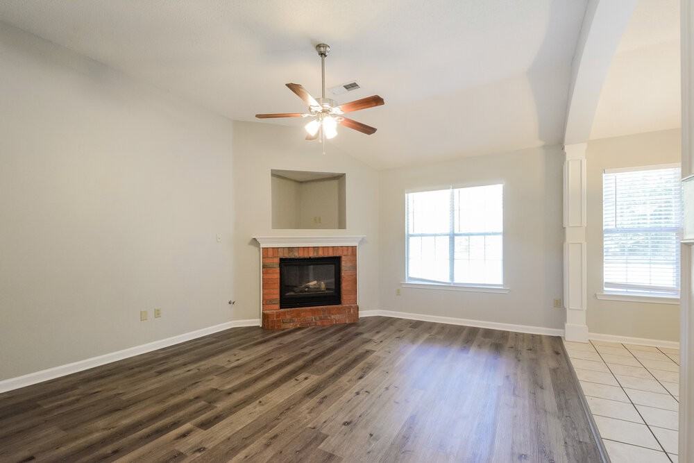 6202 Morgan Manor Cv - Photo 3 of 16