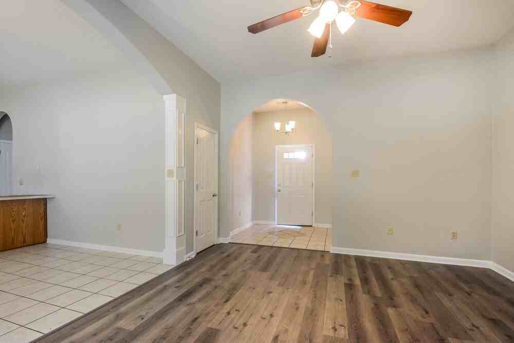 6202 Morgan Manor Cv - Photo 4 of 16