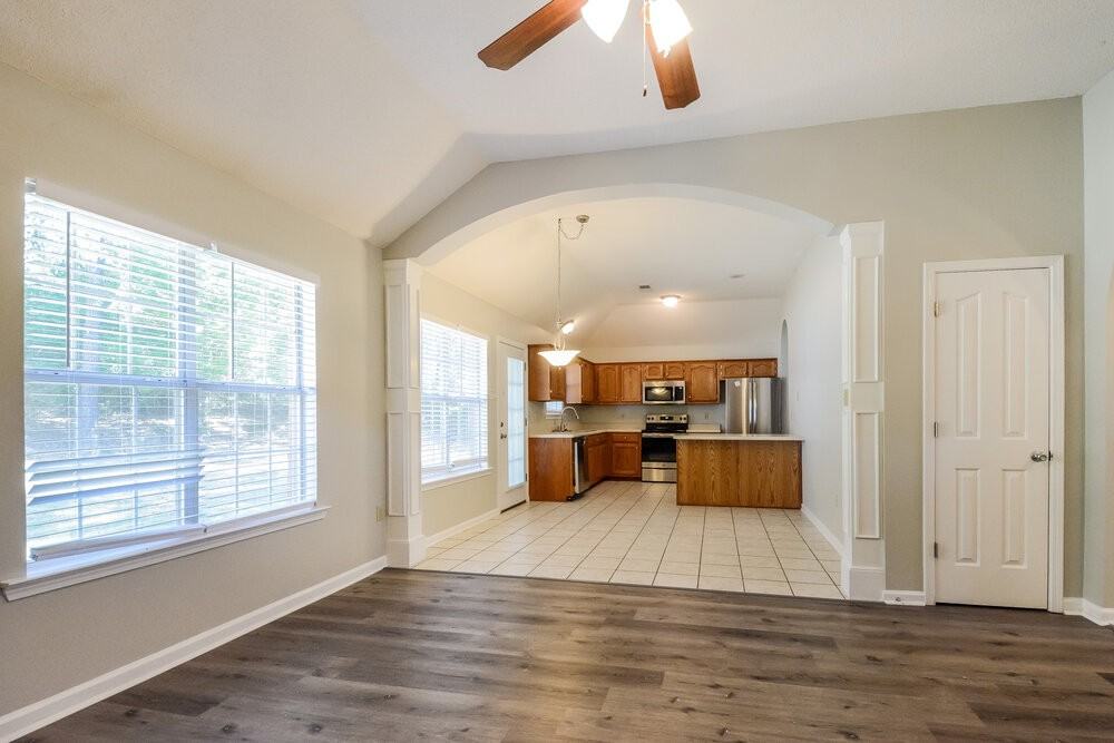 6202 Morgan Manor Cv - Photo 5 of 16