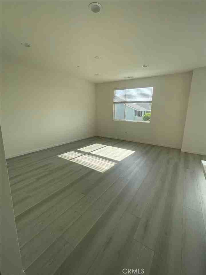 1096 N Ivory Palm Ln - Photo 7 of 12