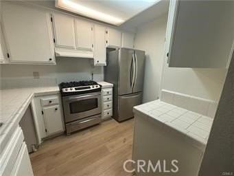 3851 Amberly Dr #E - Photo 4 of 12