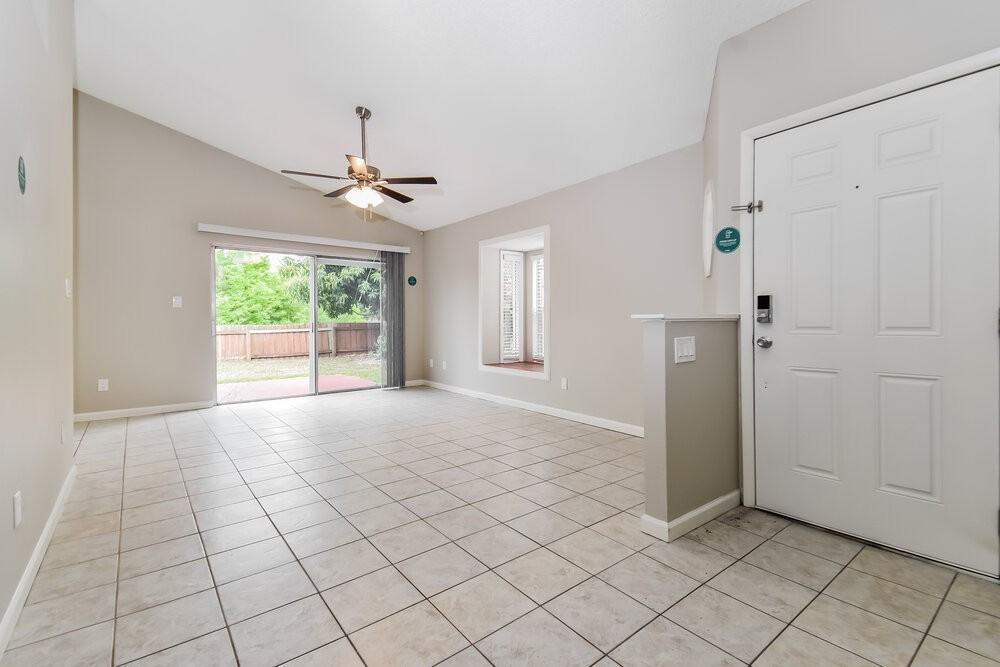 11519 Keeley Ct - Photo 4 of 16