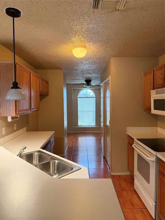 2820 Bent Brook Dr - Photo 3 of 3