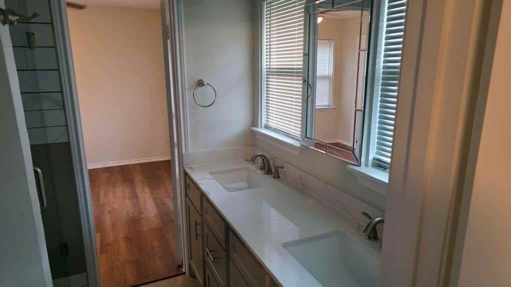 5722 Old Ox Rd - Photo 7 of 10