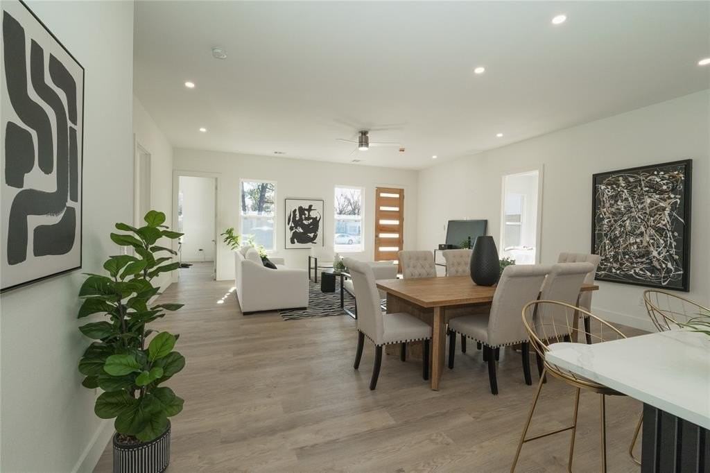 115 E Ireland Dr - Photo 3 of 15