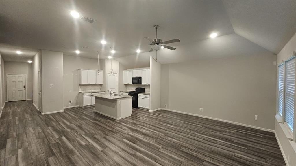 1944 Javelina St - Photo 7 of 24