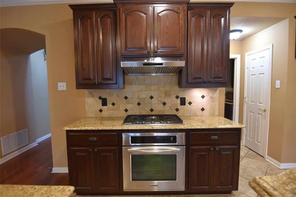 3016 Myrtice Dr - Photo 6 of 30