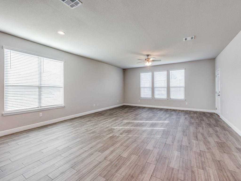 1240 Bosque Ln - Photo 2 of 12
