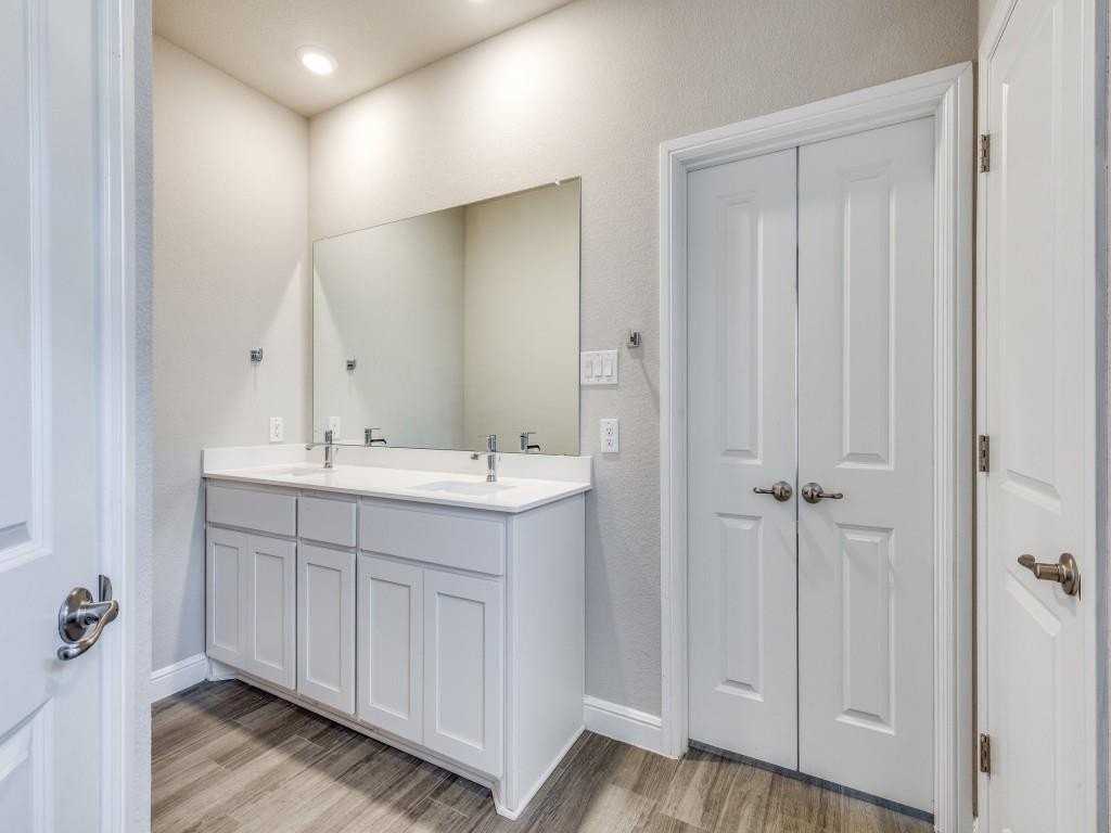 1240 Bosque Ln - Photo 5 of 12