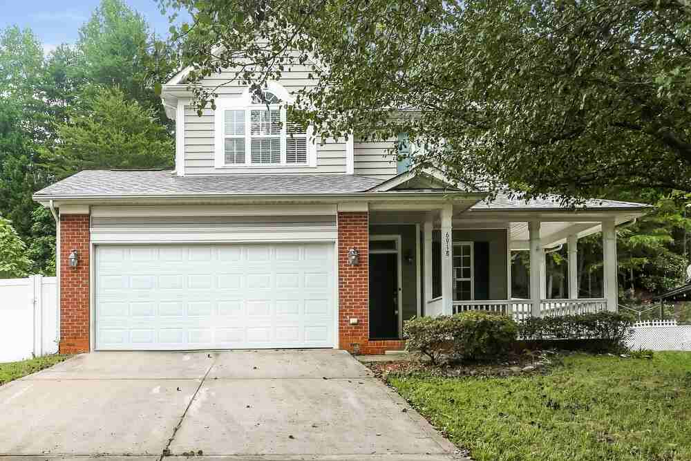 6918 Lowen Rd - Photo 4 of 17