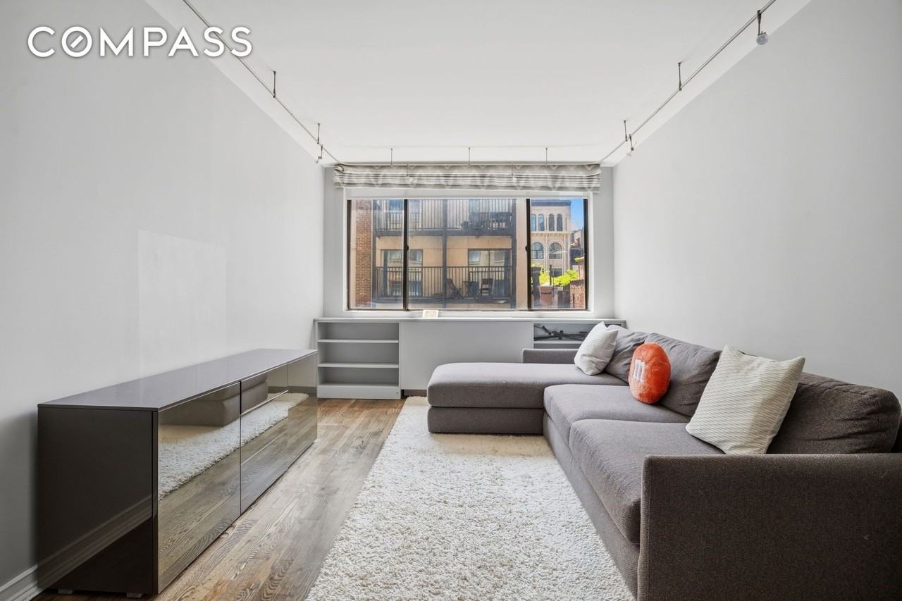 44 E 12th St #8B - Photo 6 of 17