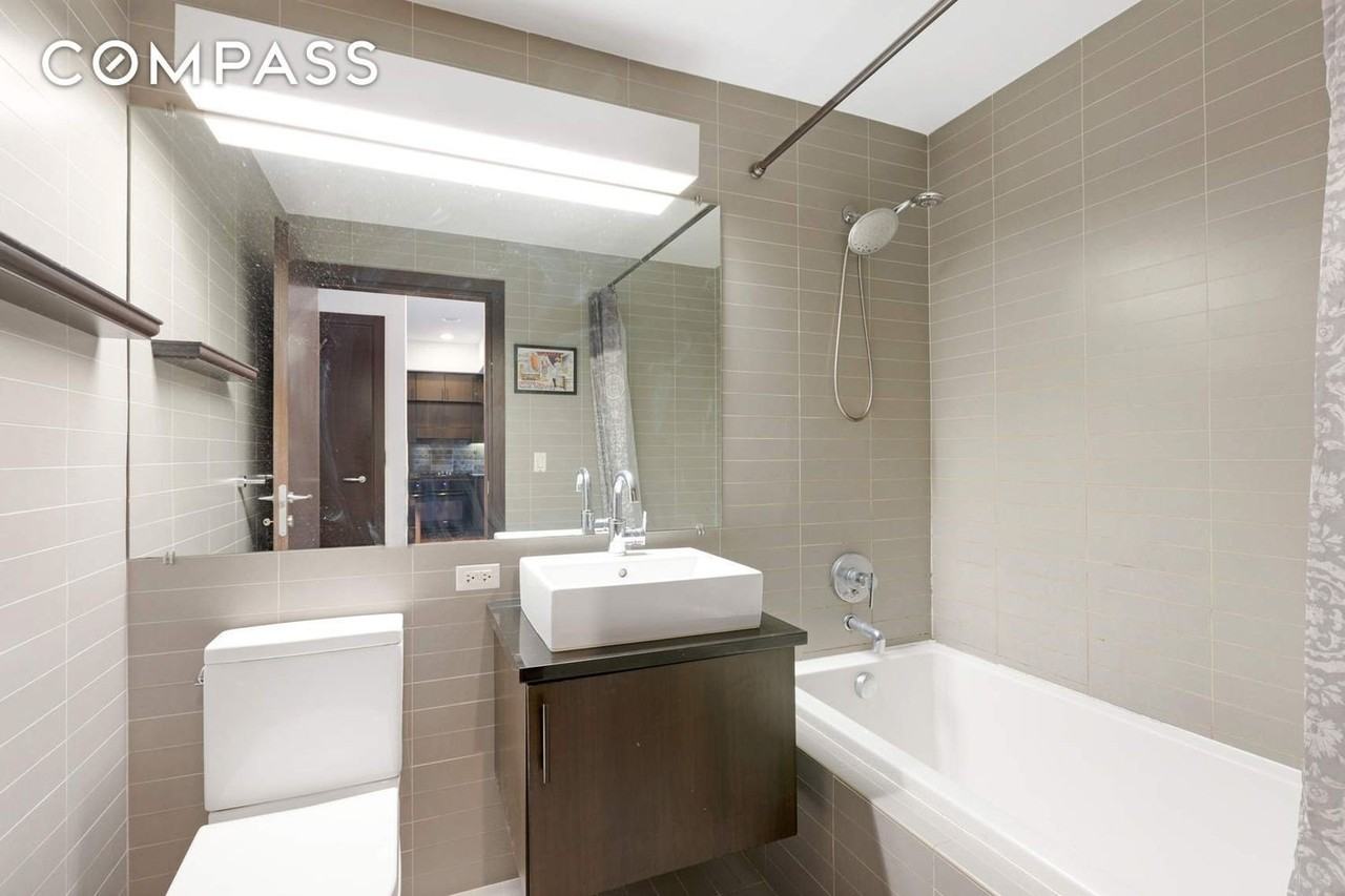 150 Myrtle Ave #1005 - Photo 4 of 20