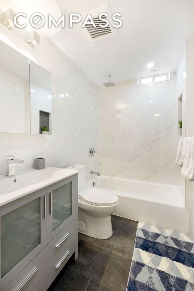 2305 24th Ave - Photo 5 of 9