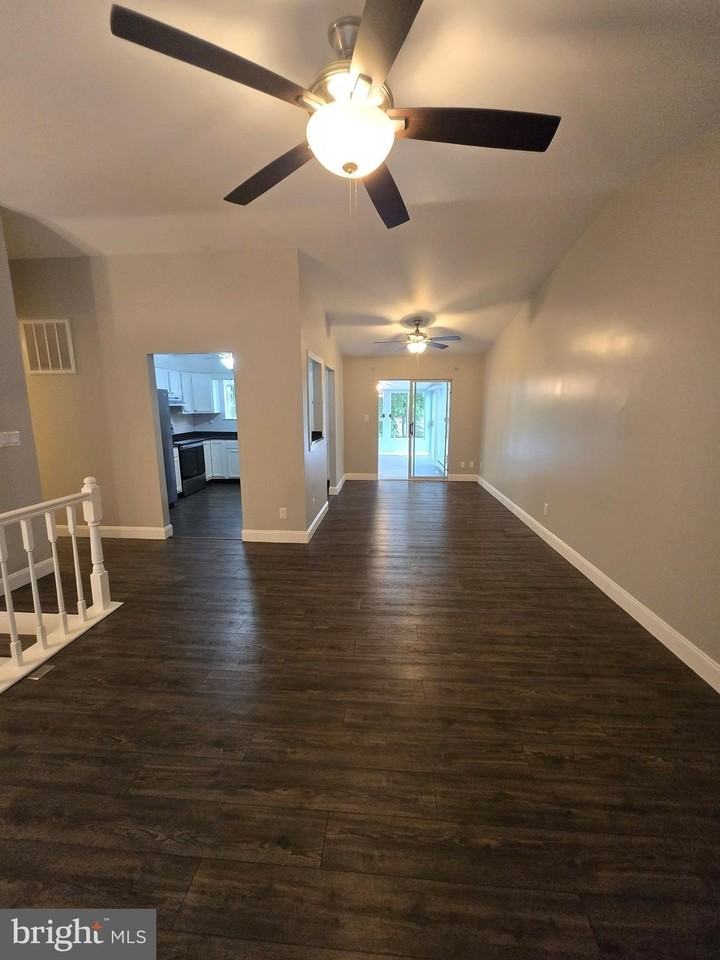 12443 San Jose Ln - Photo 4 of 15