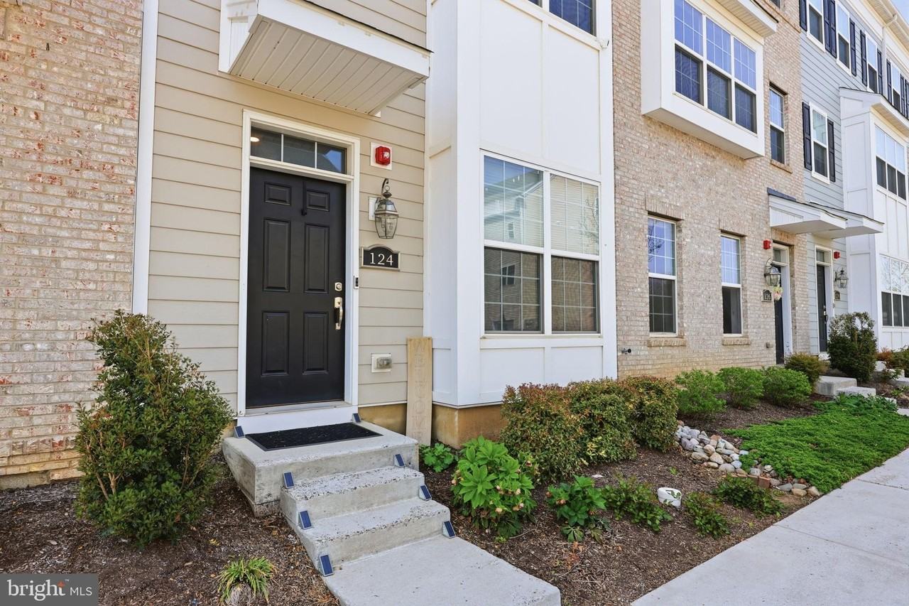 124 Annapolis St - Photo 4 of 45
