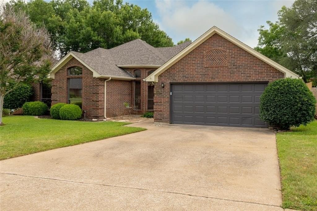 2117 N Aspenwood Dr - Photo 3 of 40
