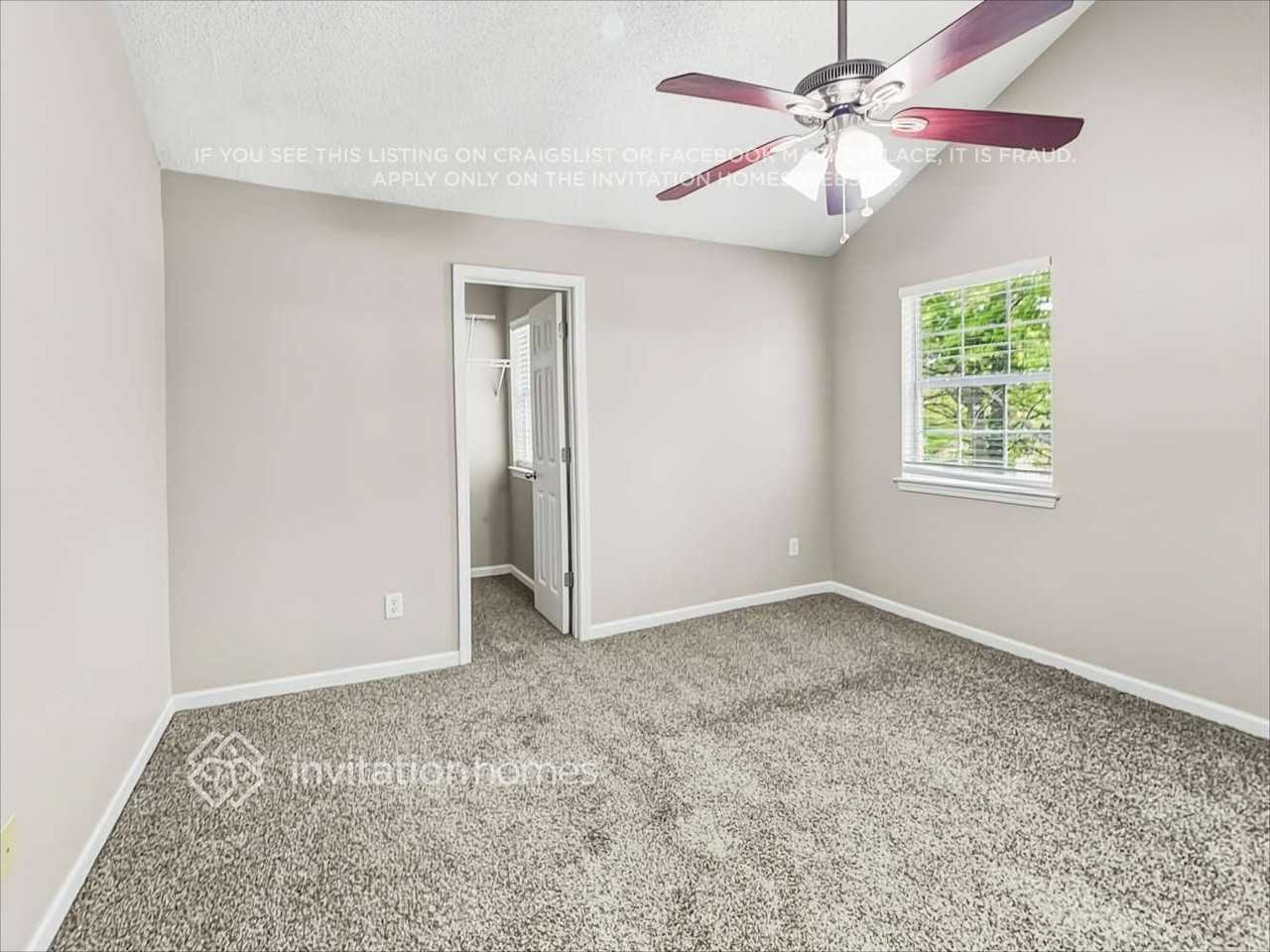 345 Barshay Dr - Photo 5 of 20