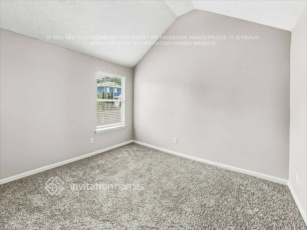 345 Barshay Dr - Photo 6 of 20