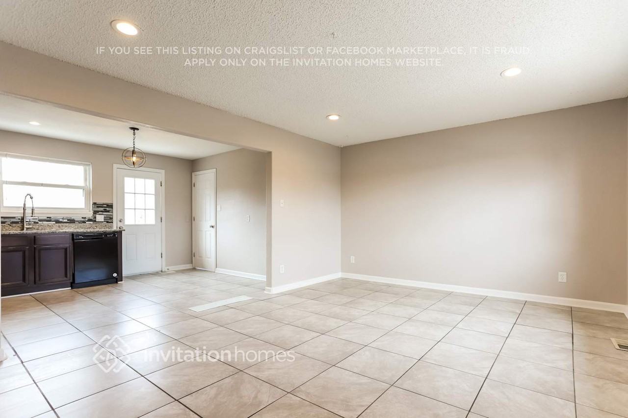 5539 Yost Ct - Photo 4 of 14