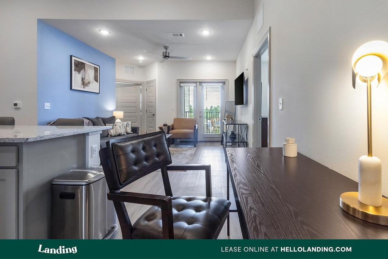 200 Mirage Ave - Photo 3 of 50