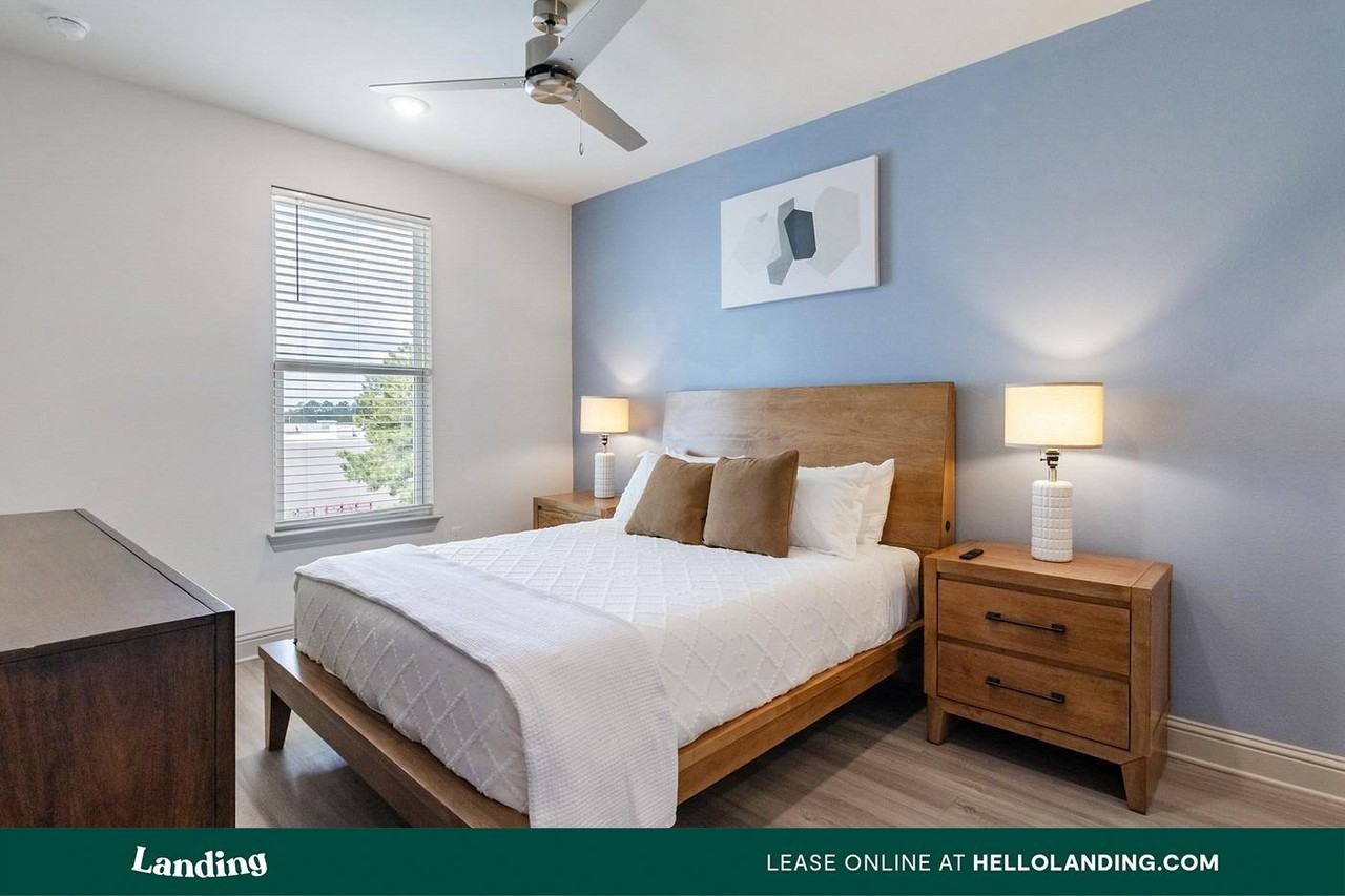 200 Mirage Ave - Photo 4 of 50
