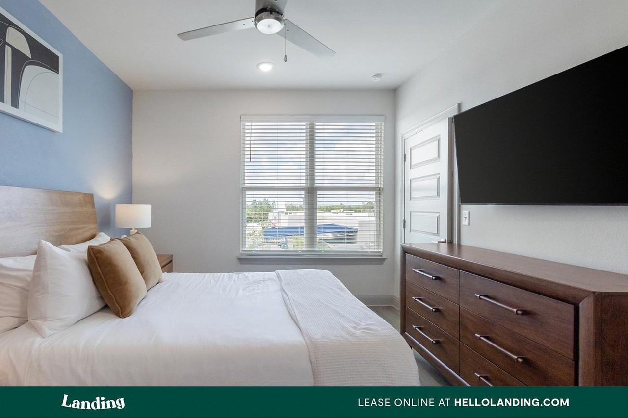 200 Mirage Ave - Photo 7 of 50