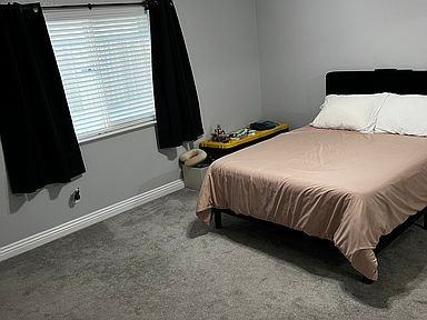 13624 Warwick Street - Photo 2 of 10