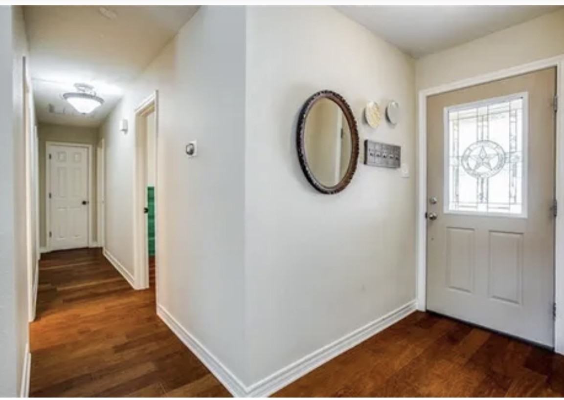 5608 Jamaica Circle - Photo 4 of 23