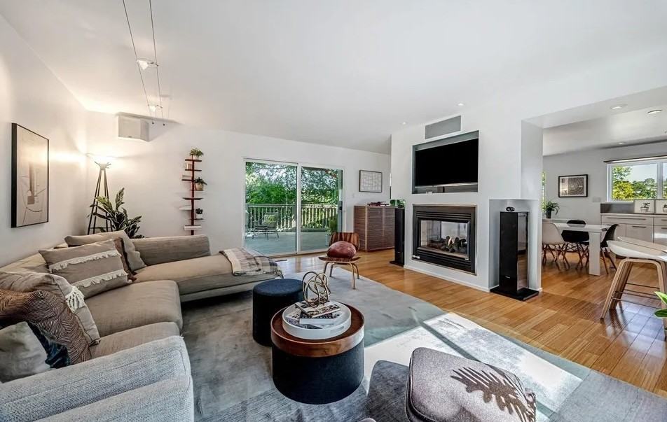 2284 Hastings Drive - Photo 5 of 5