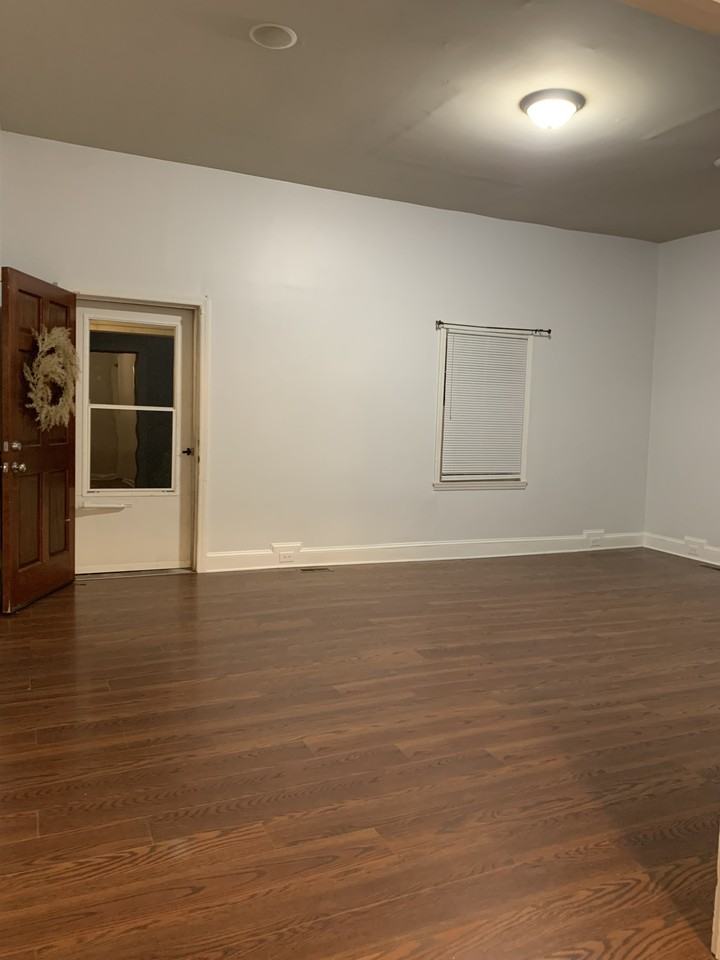 605 W South Main St - Photo 2 of 21