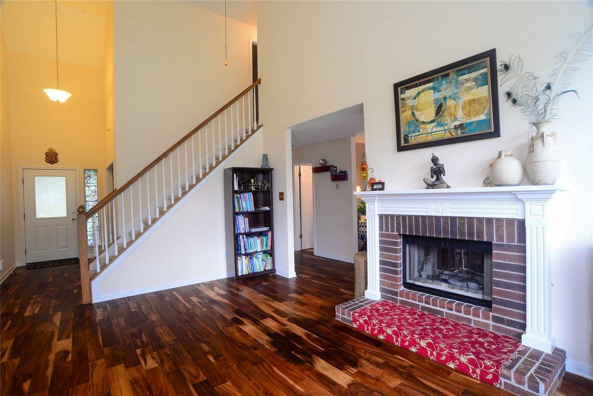 2405 Raintree Path - Photo 6 of 24