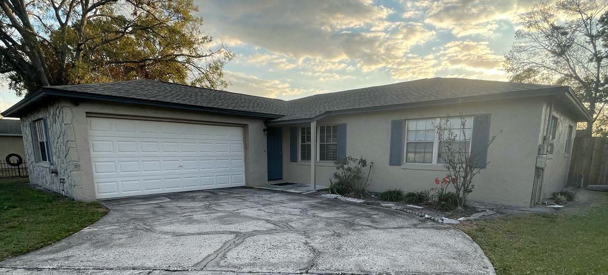 1008 York Ct - Photo 3 of 9