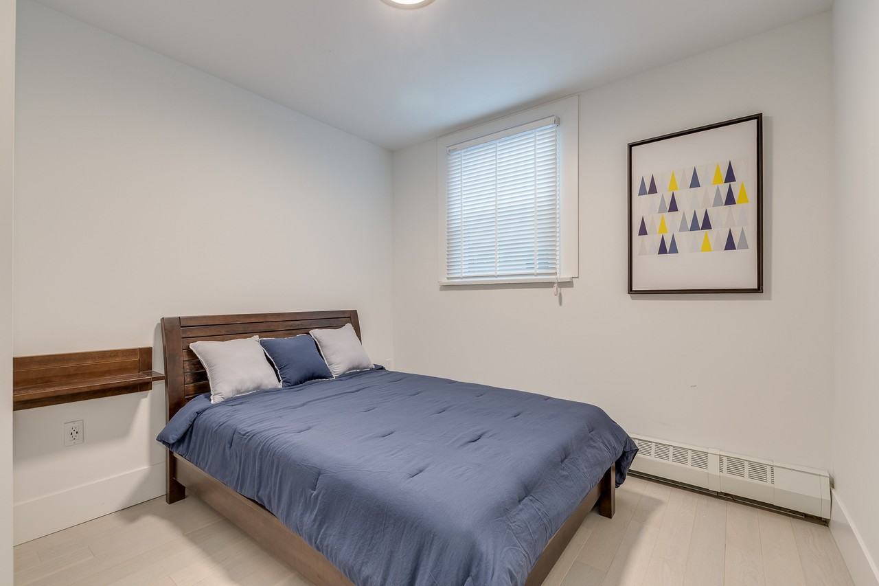 1425 Haro Street - Photo 18