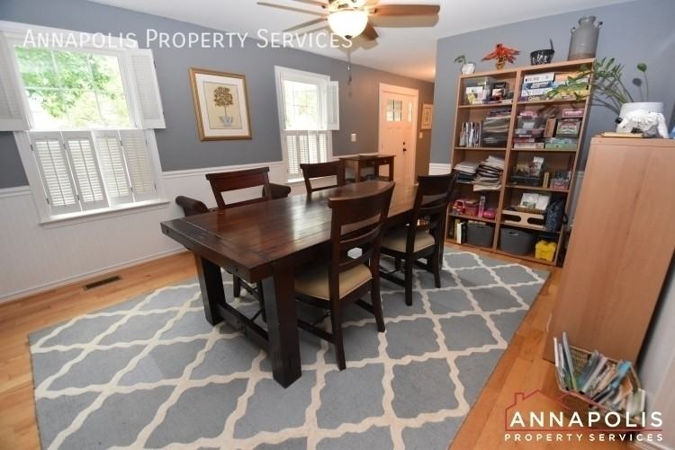 552 Benforest Dr - Photo 7 of 34