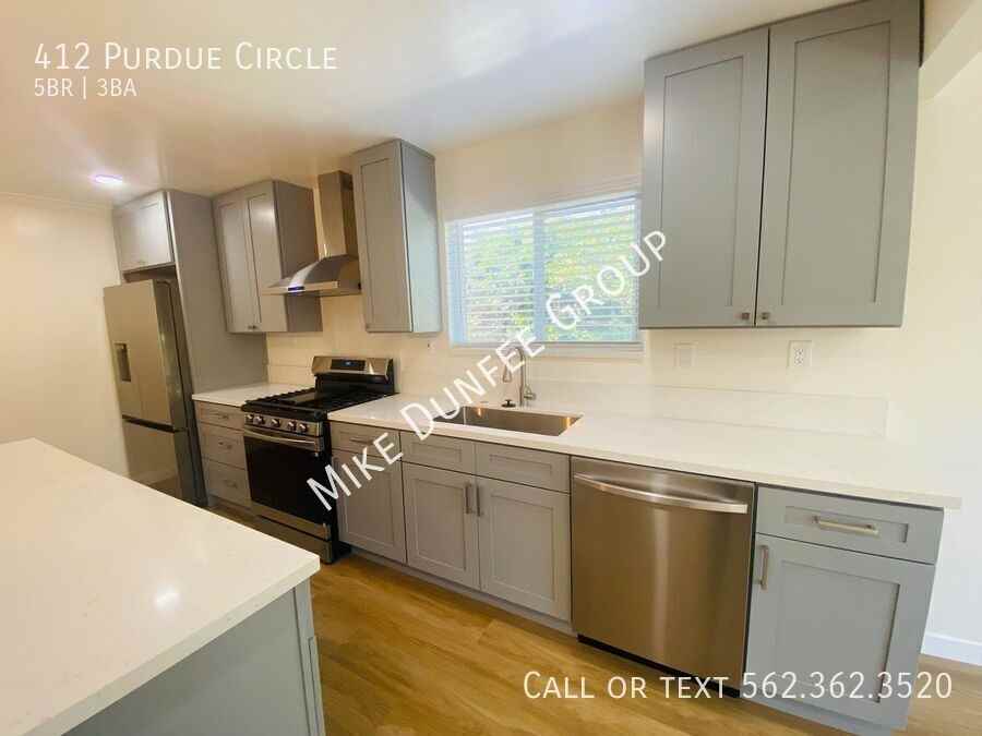 412 Purdue Cir - Photo 5 of 47