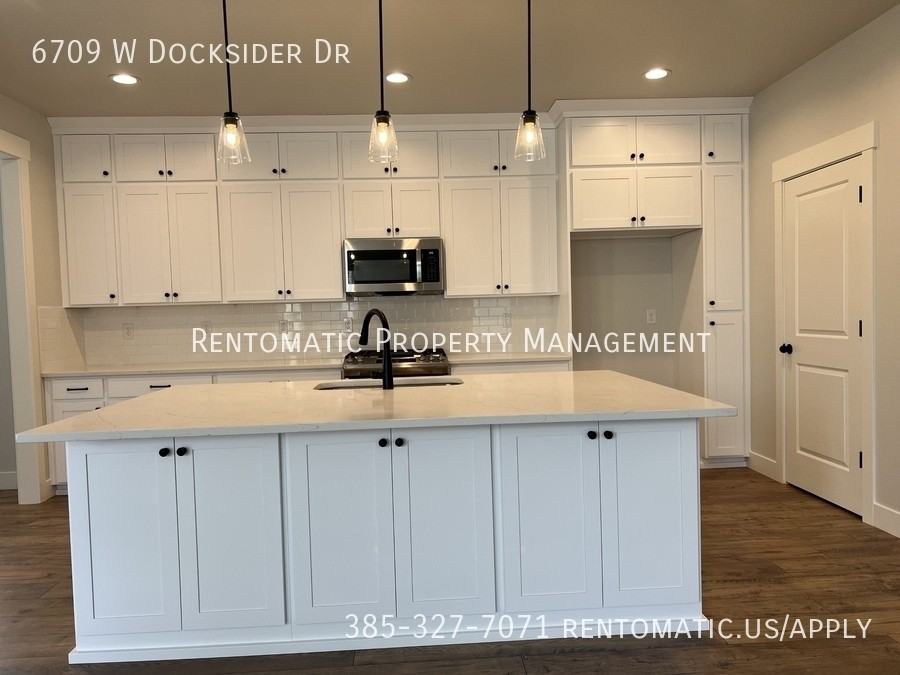 6709 W Docksider Dr - Photo 2 of 15