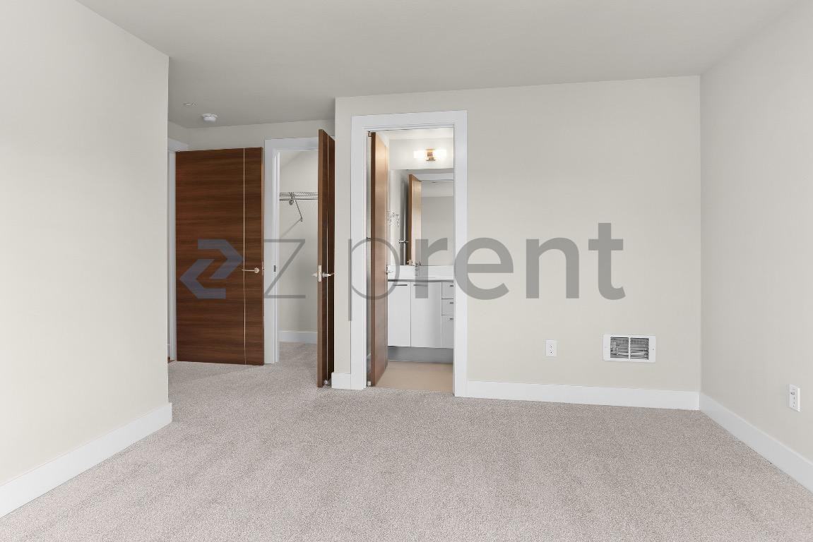 16929 Ne 82nd St #3 - Photo 5 of 21
