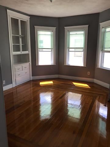 35 Greenwood St #3 - Photo 4 of 18