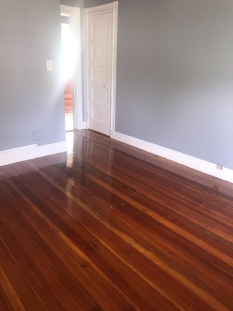 35 Greenwood St #3 - Photo 7 of 18