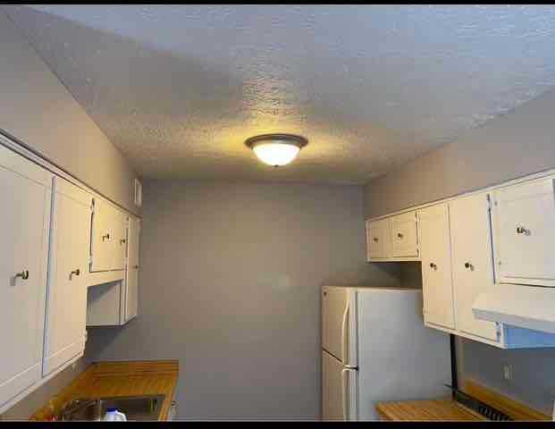 1599 Hill St #3 - Photo 4 of 11