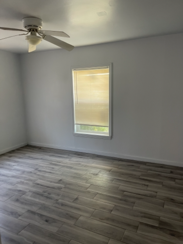 2108 Carlton Way - Photo 4 of 8