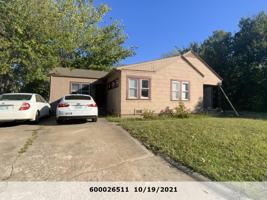 featured image of 1724 W Admiral Ave
