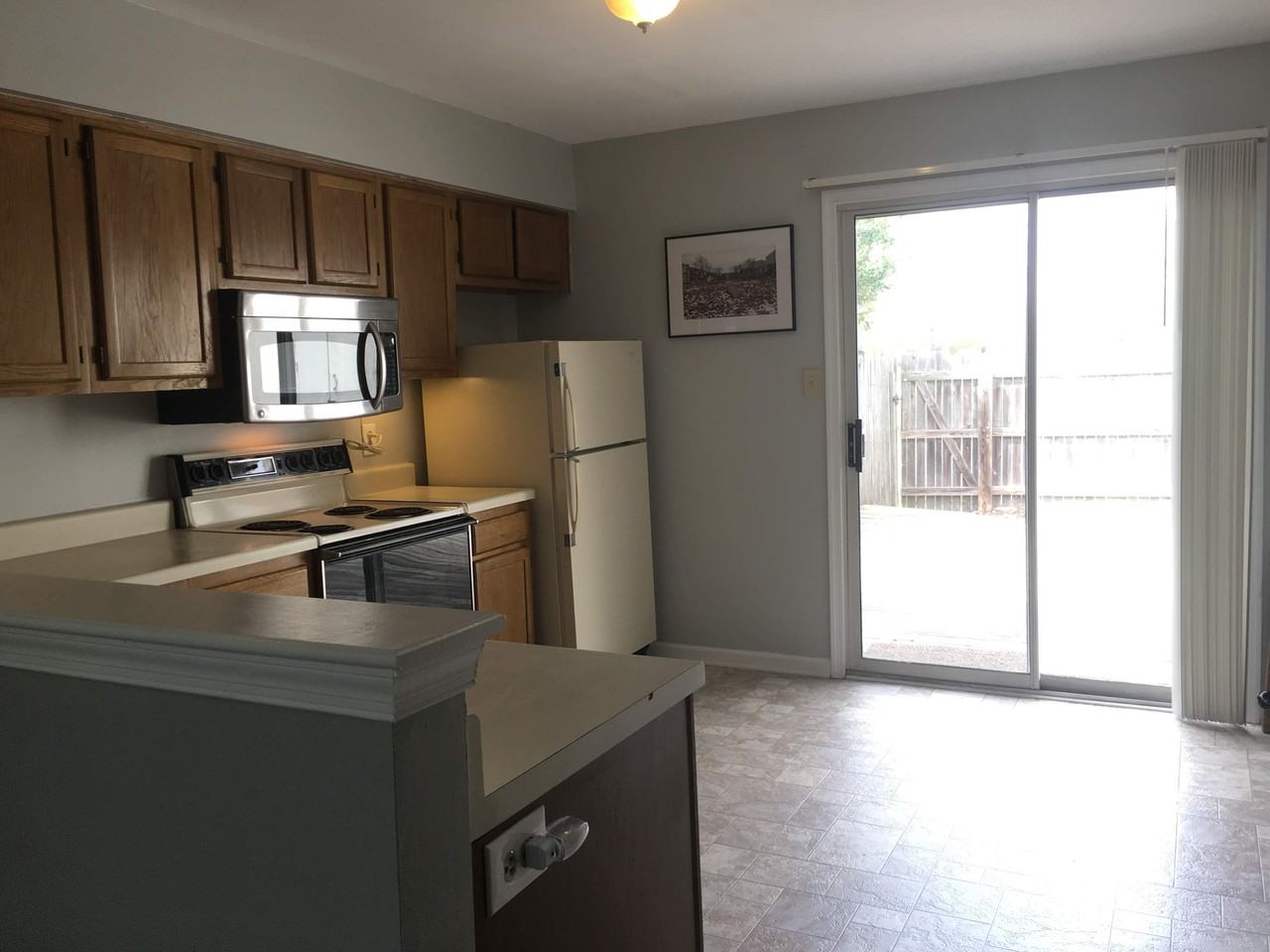 325 Brisa Dr - Photo 6 of 8