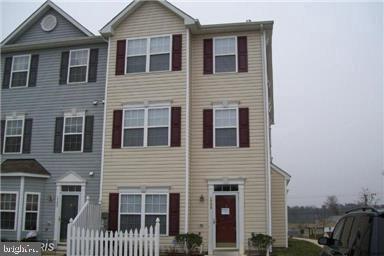 1729 Barnett Ct - Photo 4 of 7