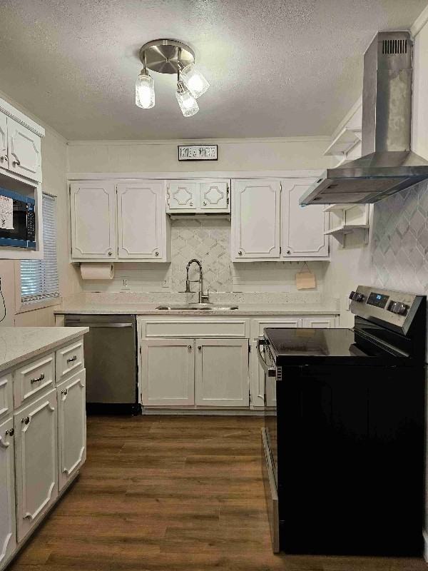 978 Van Zandt St - Photo 2 of 40
